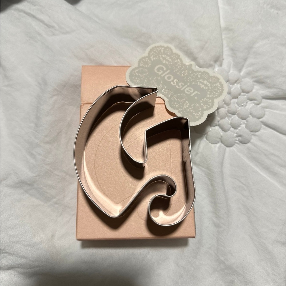 Glossier cookie cutter